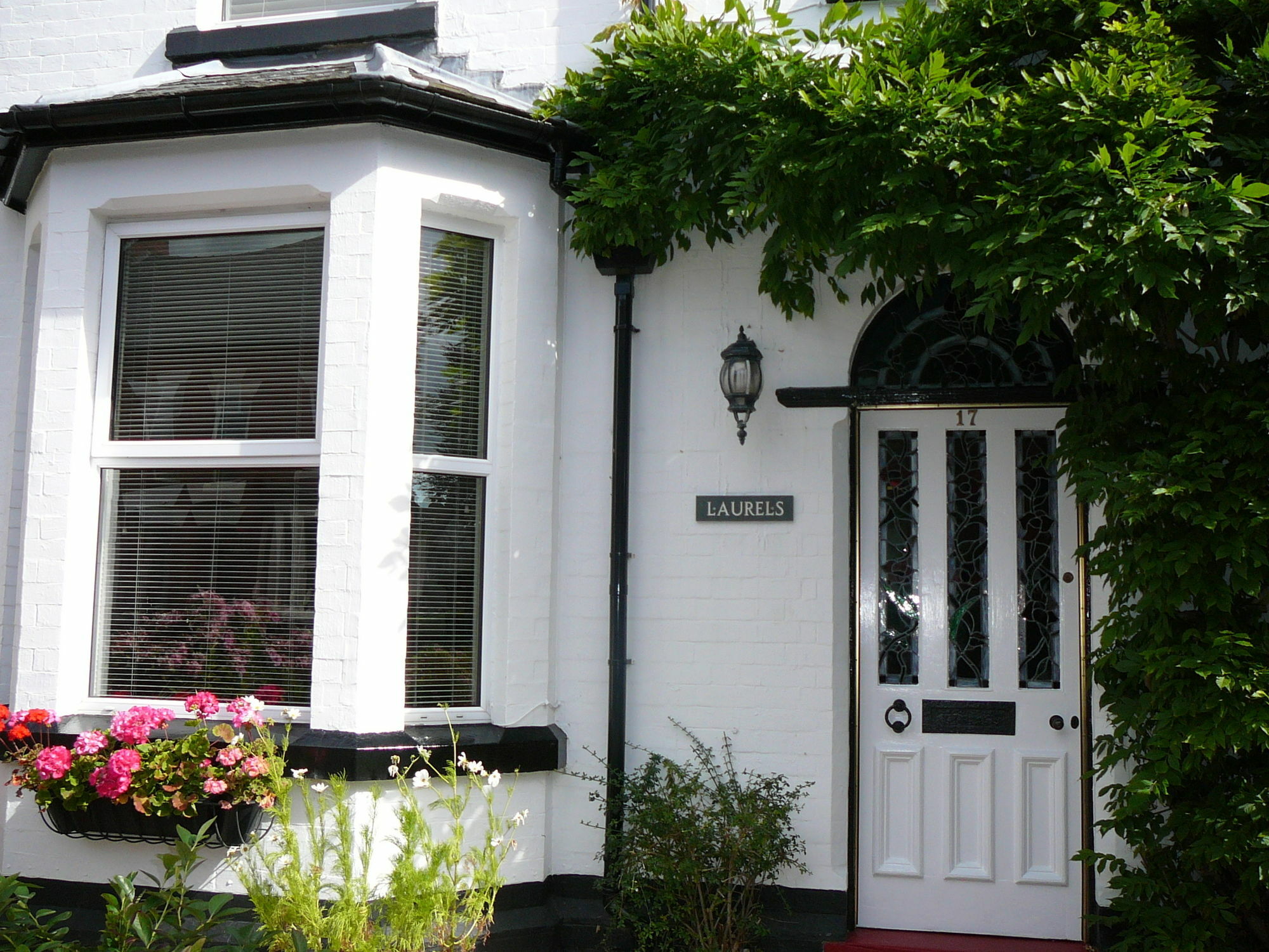 Laurels Bed & Breakfast Oswestry Exterior photo